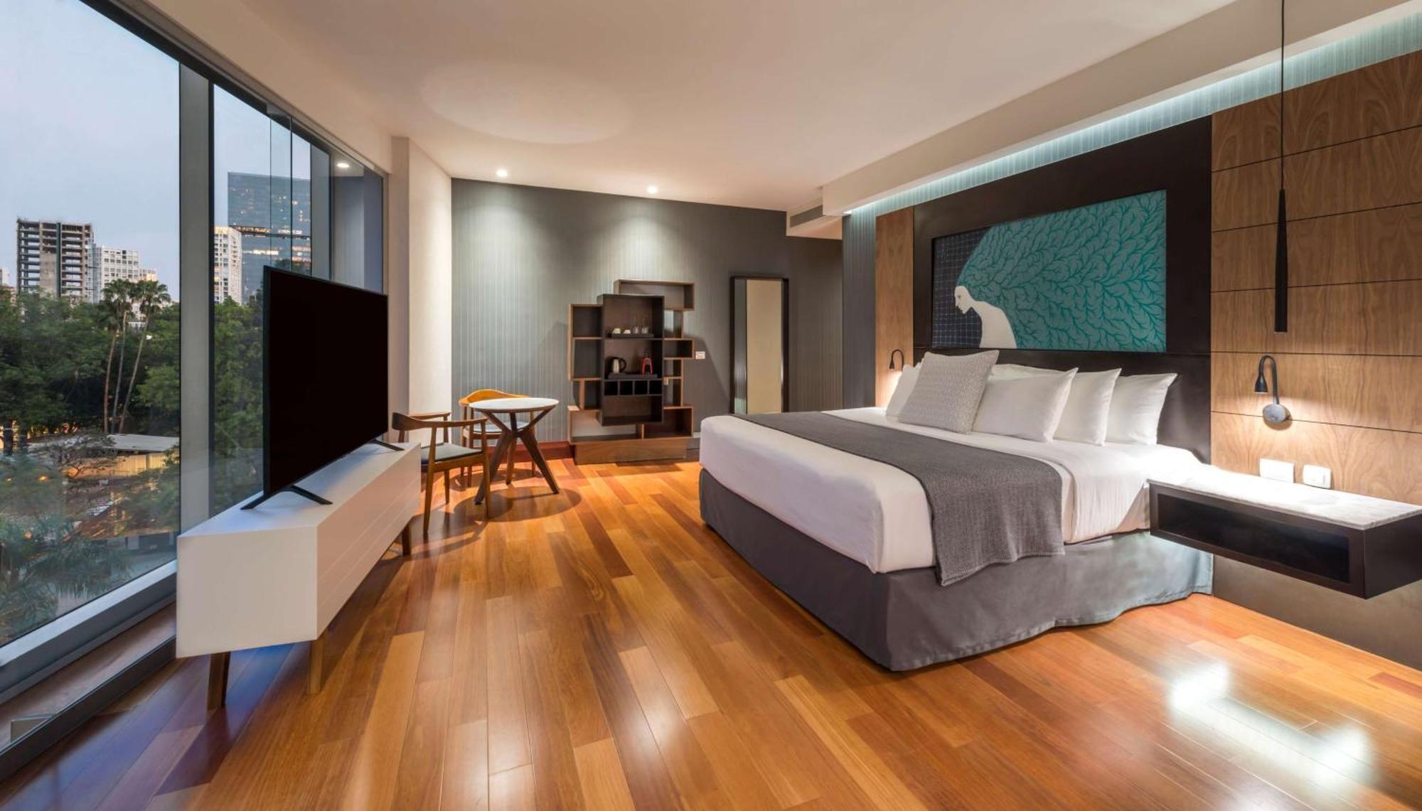 เอนเอ็ช คอลเลคชัน กวาดาลาฆารา โปรวิเดนเซีย Hotel กัวดาลาฮารา ภายนอก รูปภาพ