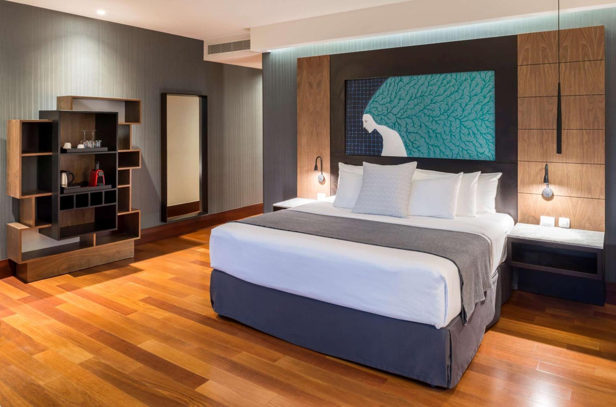 เอนเอ็ช คอลเลคชัน กวาดาลาฆารา โปรวิเดนเซีย Hotel กัวดาลาฮารา ภายนอก รูปภาพ